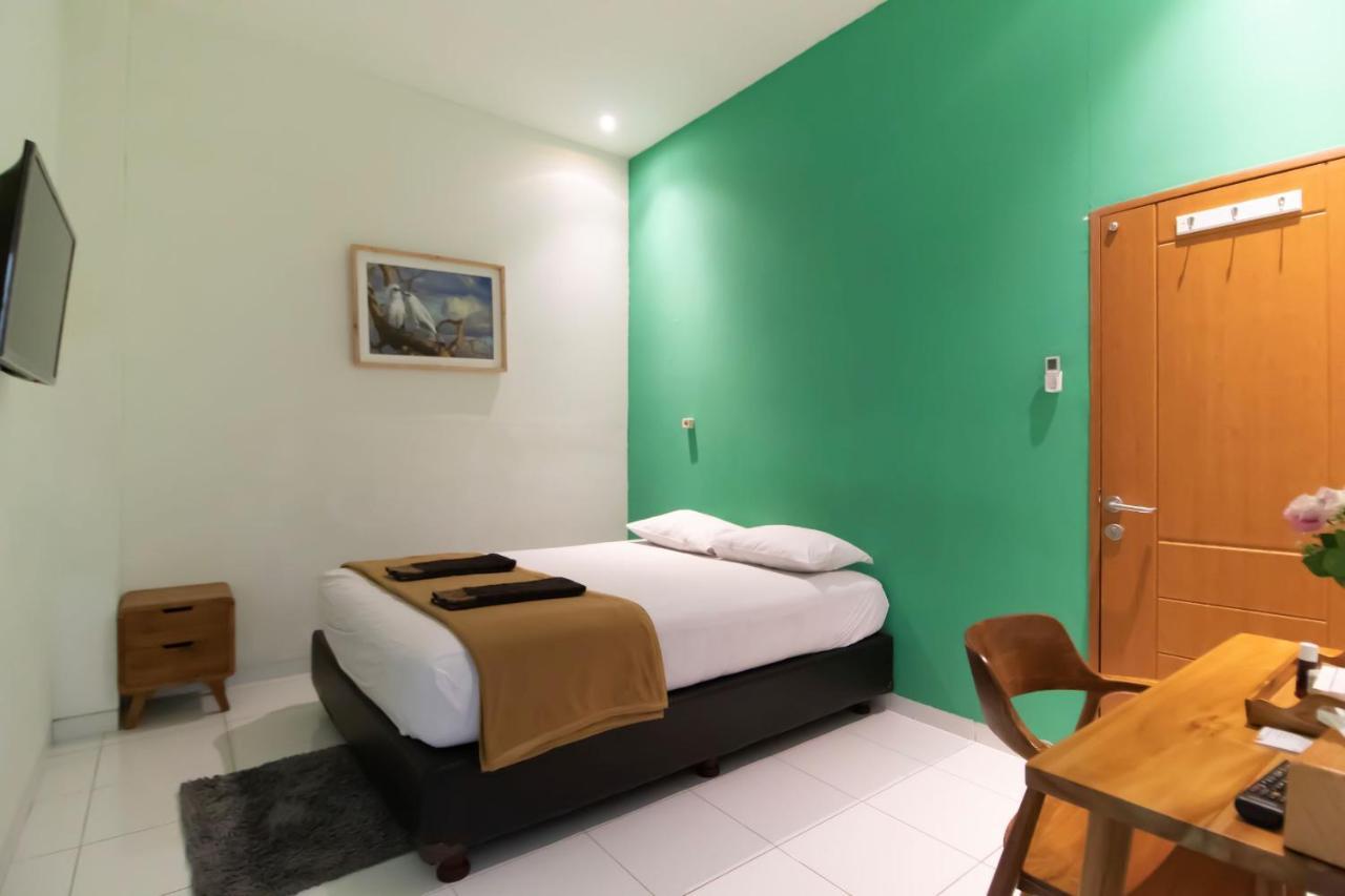 Hostel Cabin Tugu Yogyakarta Exterior foto